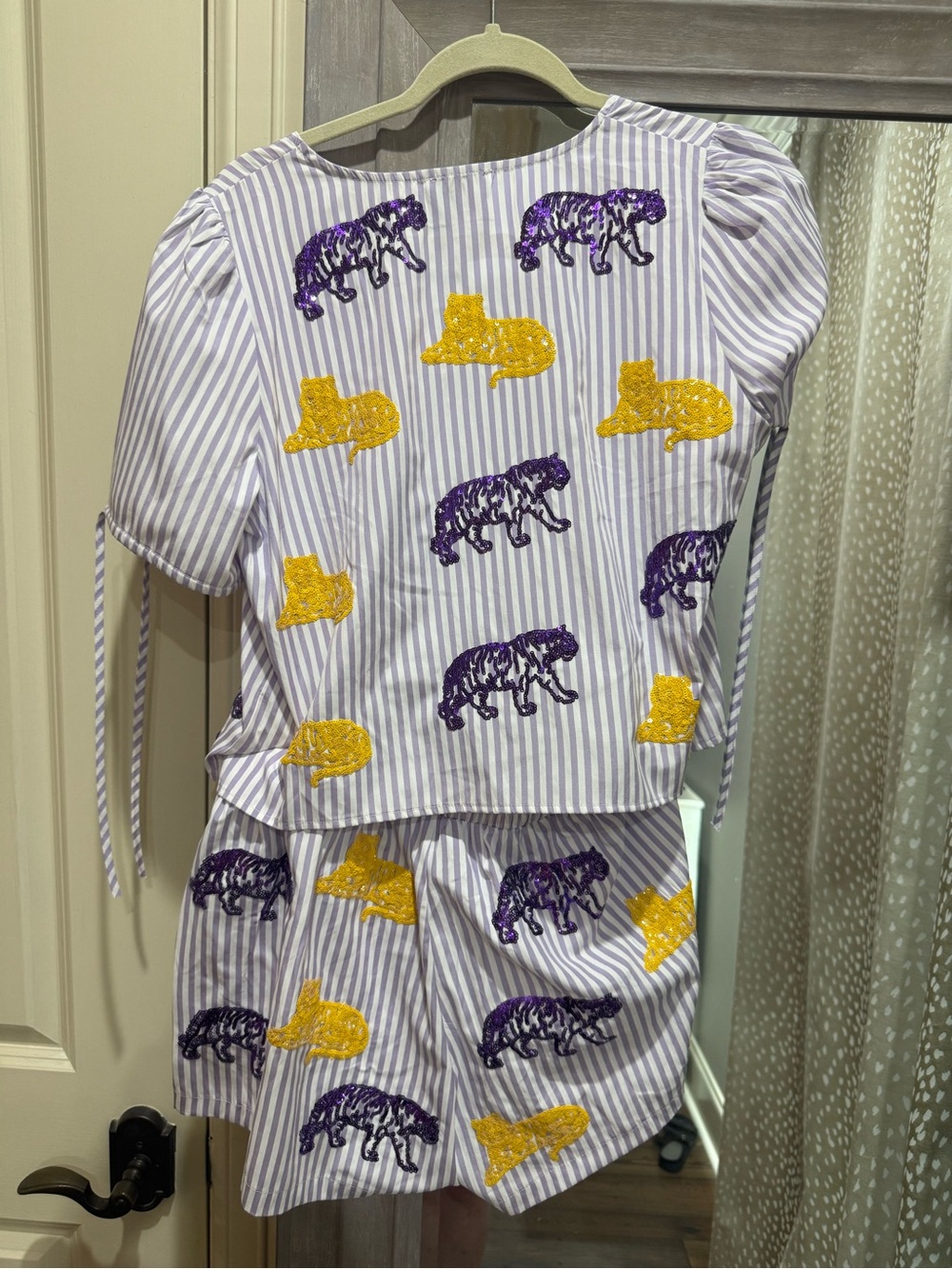 LSU set - Picture 2 of 4